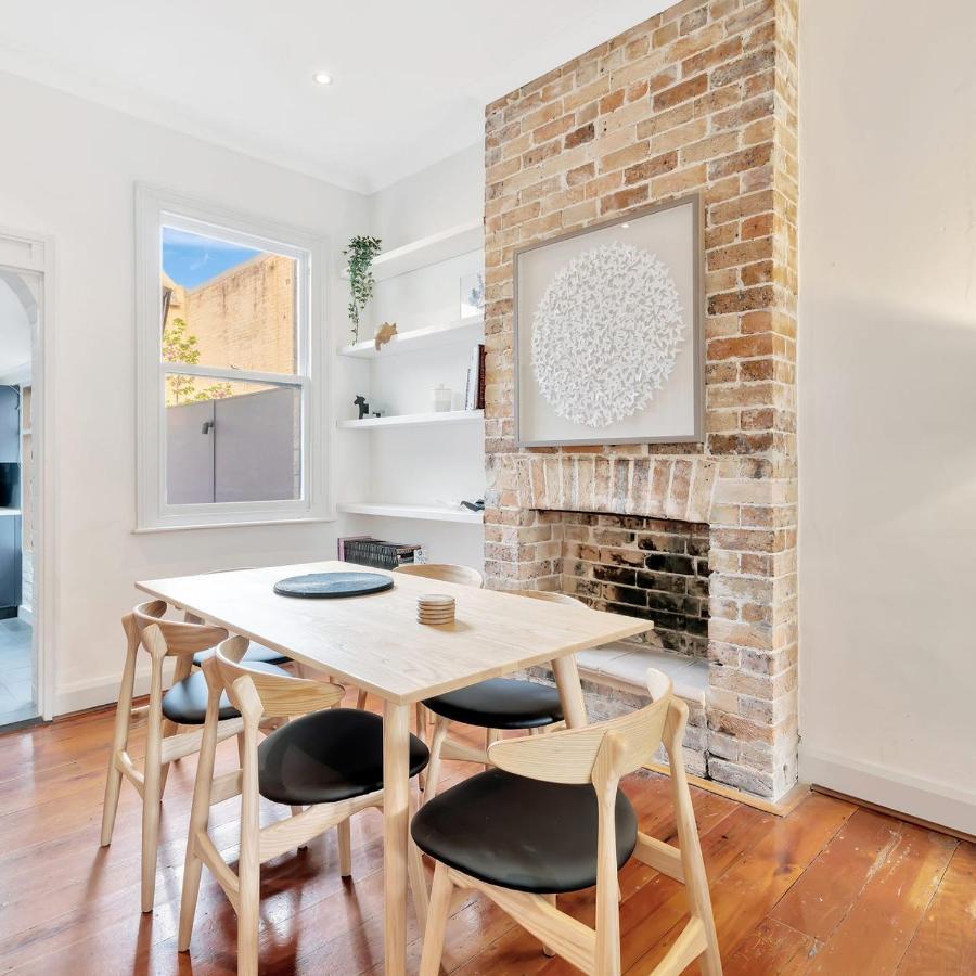 Stylish Terrace Oasis 2br In Vibrant Surry Hills *